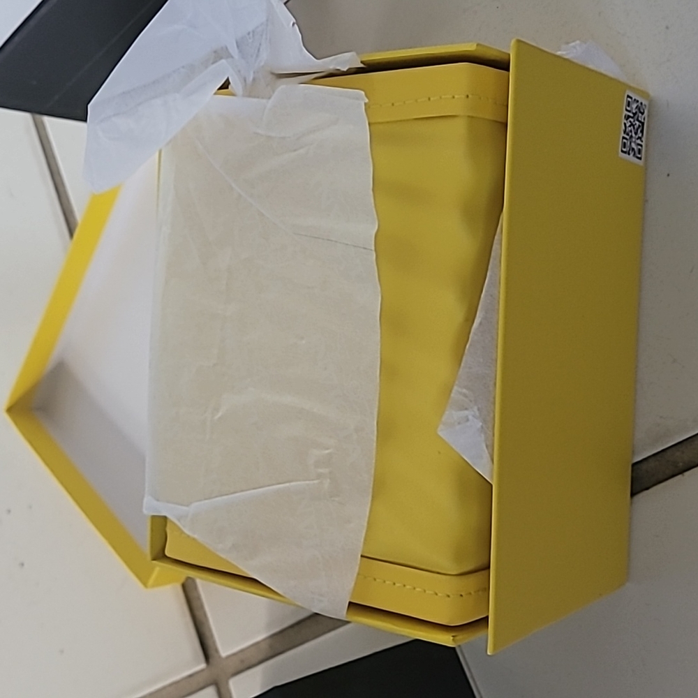 Invicta empty box